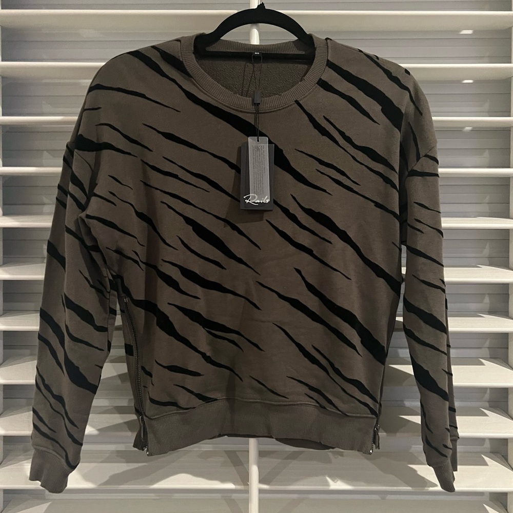 Rails sweatshirt- olive green with zebra stripes